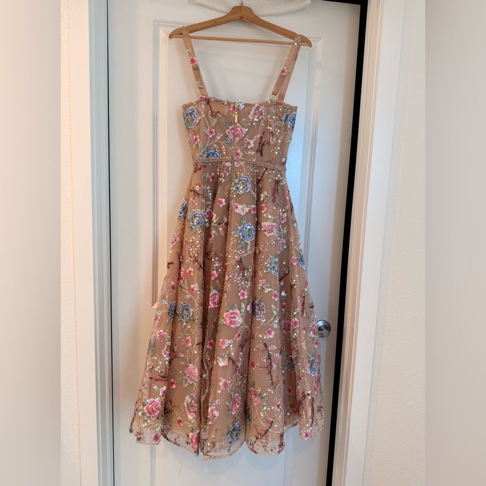 NWOT BRONX AND BANCO Mademoiselle Embroidered Gold Multi Floral Midi Dress - Picture 9 of 15